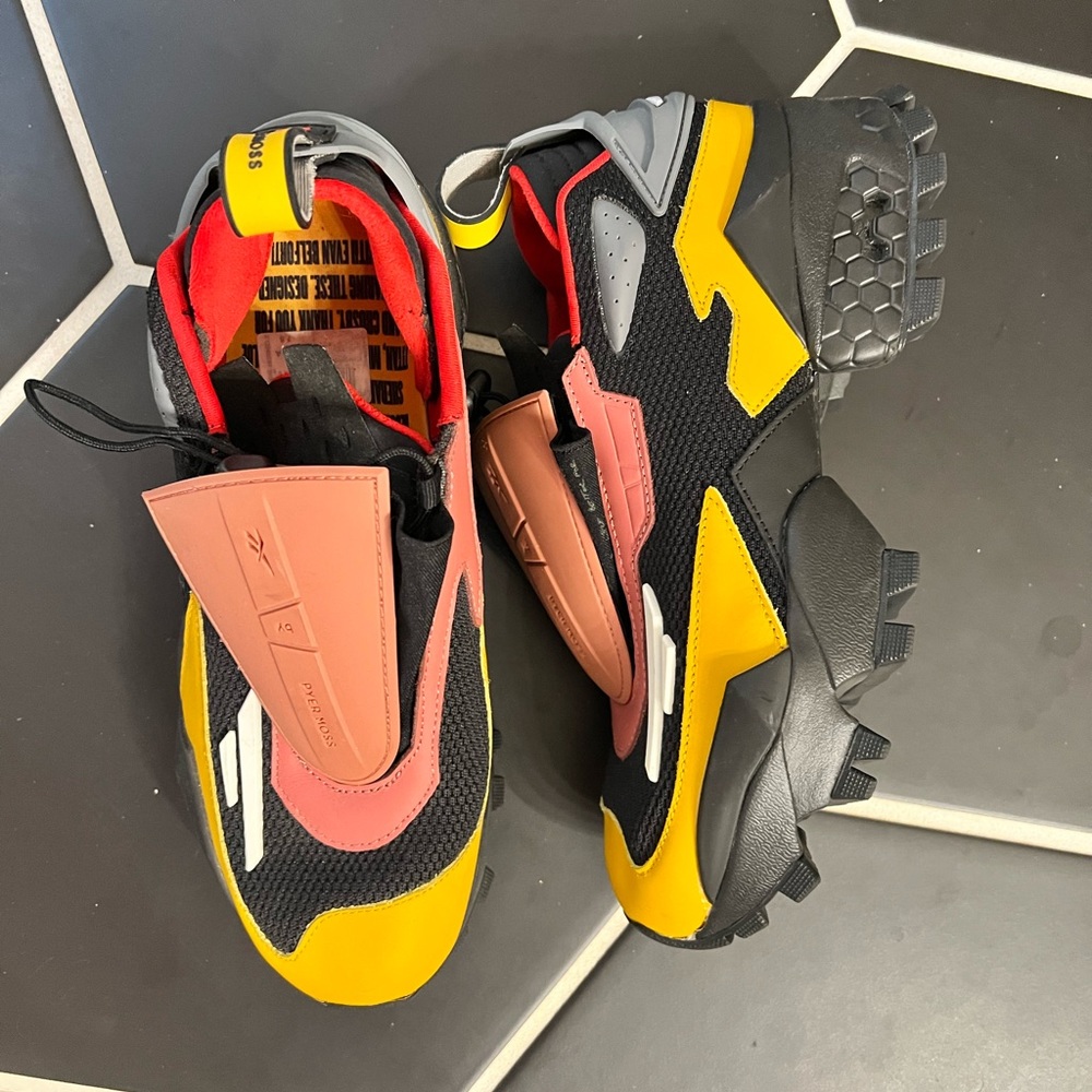 Pyer Moss Designer Exclusive Sneaker 7.5